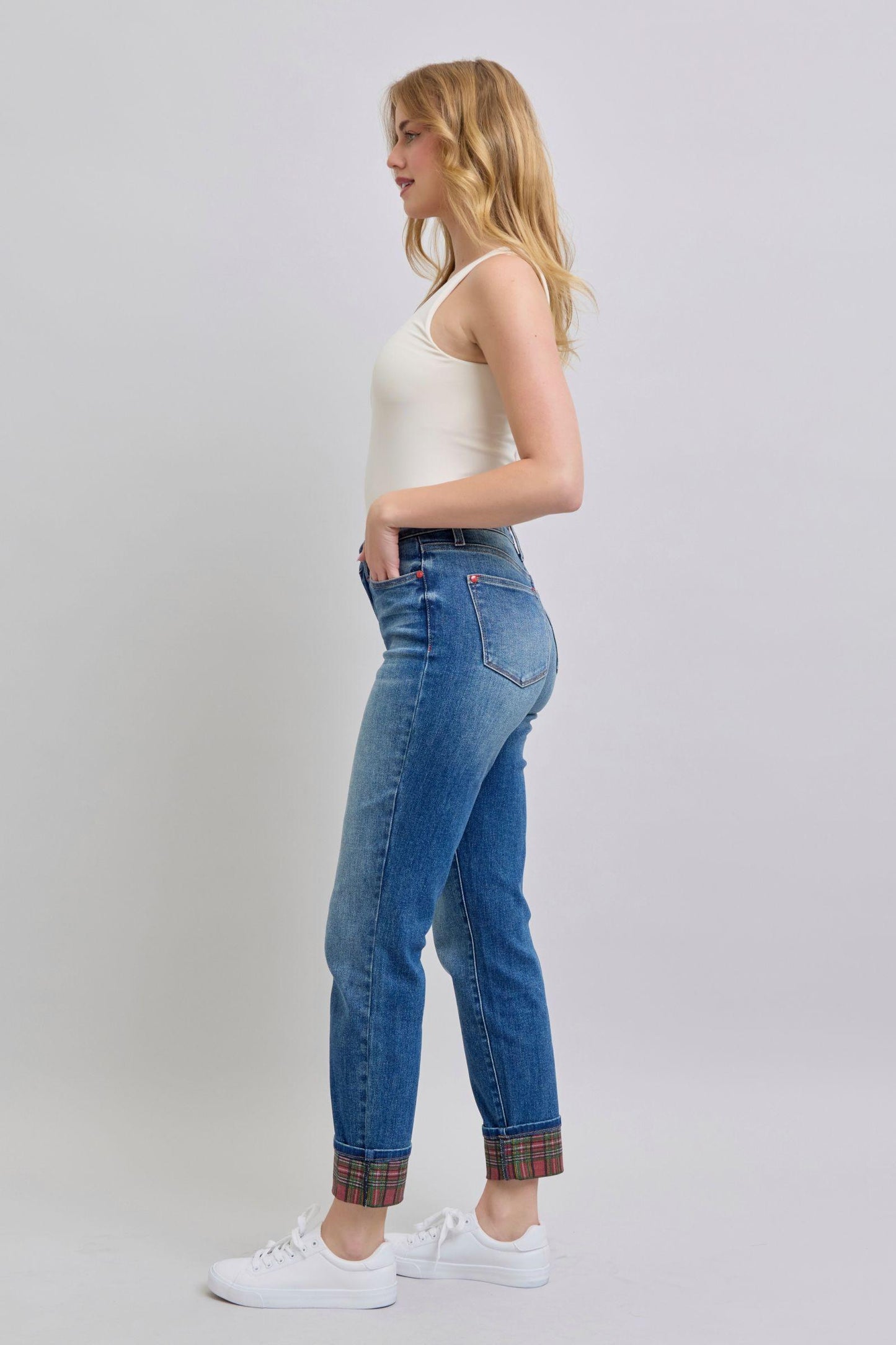 Full Size Plaid Print Cuff Straight Leg Jeans with Pockets – Where Classic Meets Contemporary - Znvia