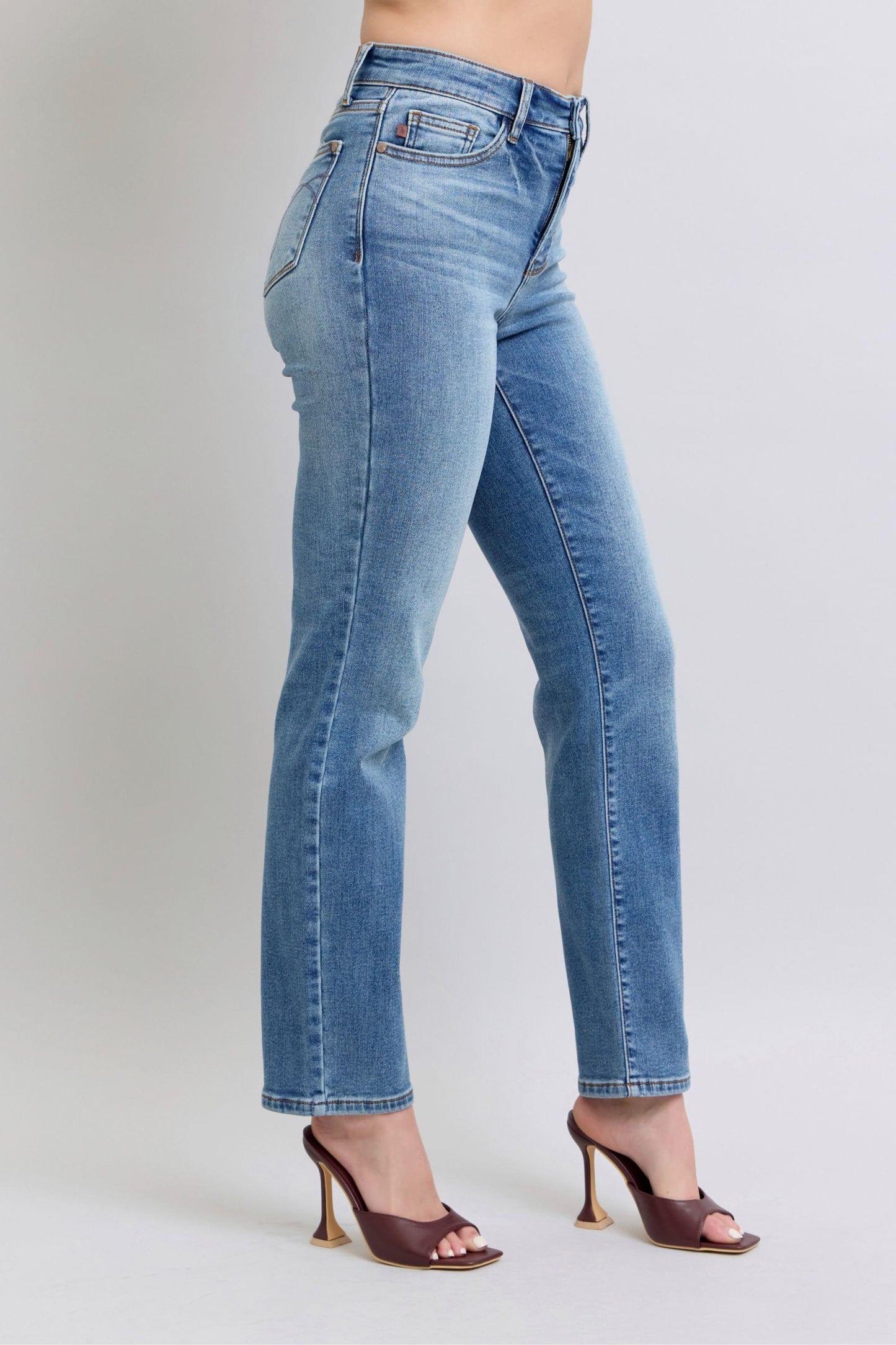 Full Size Run Vintage Wash Thermal Straight Jeans - Znvia