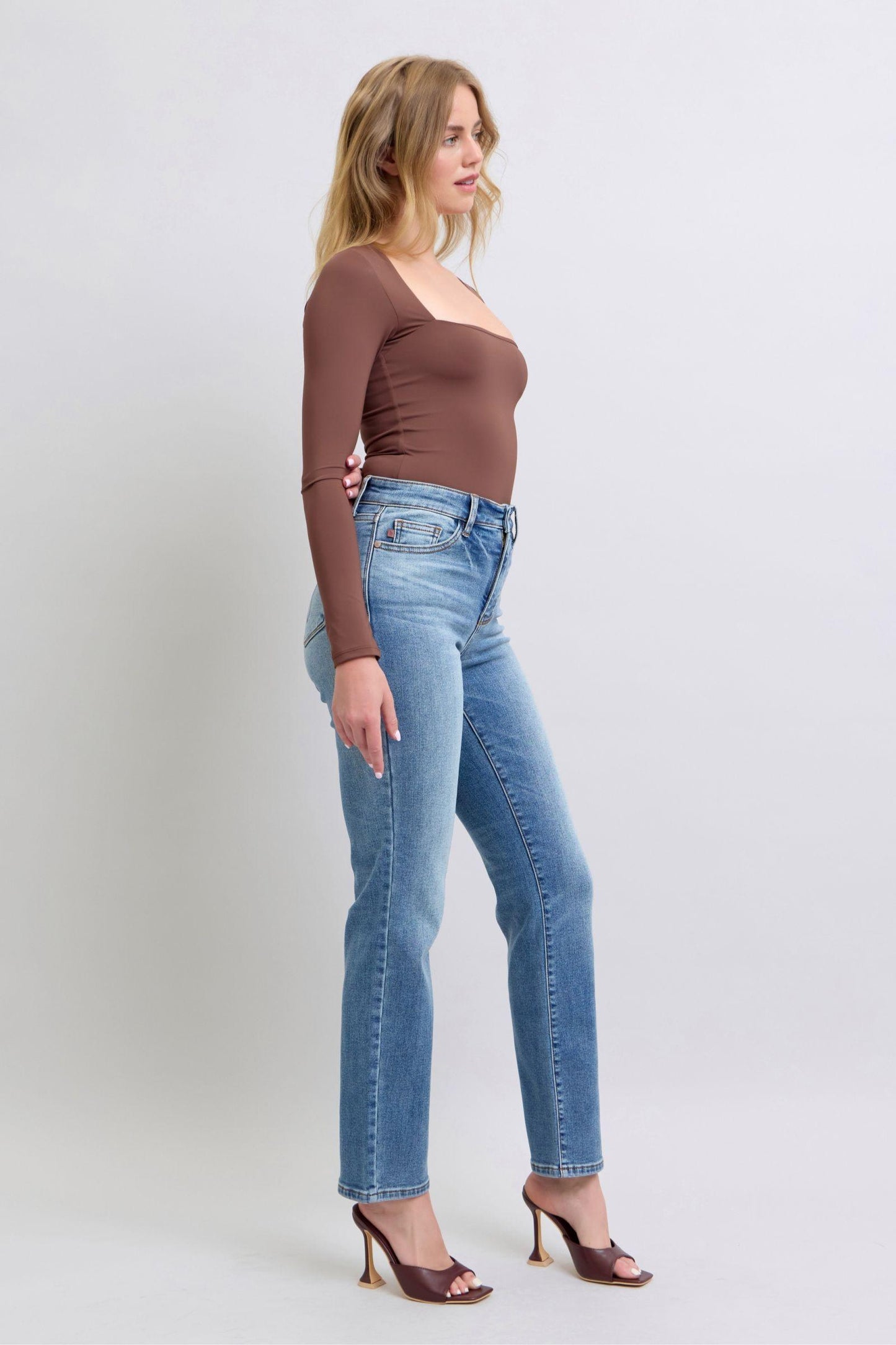 Full Size Run Vintage Wash Thermal Straight Jeans - Znvia