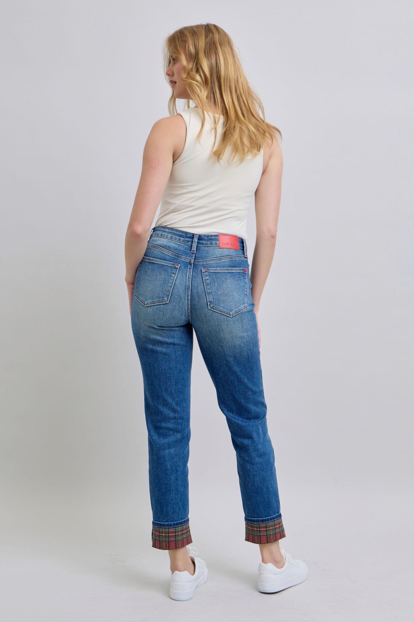Full Size Plaid Print Cuff Straight Leg Jeans with Pockets – Where Classic Meets Contemporary - Znvia