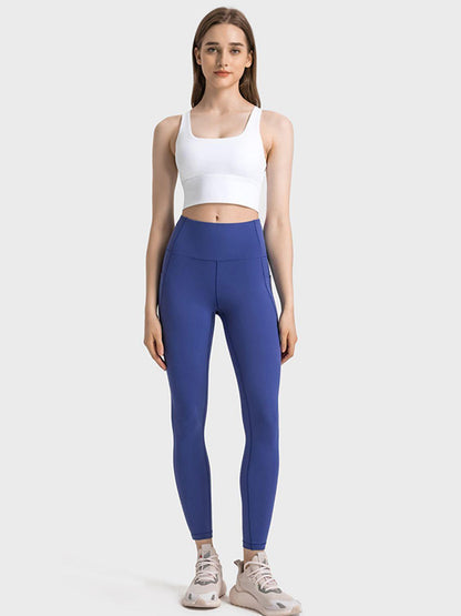 Scoop Neck Crisscross Straps Sports Bra - Znvia