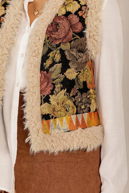 2fa7c517-5caf-4202-ad42-9472523254b2-Max