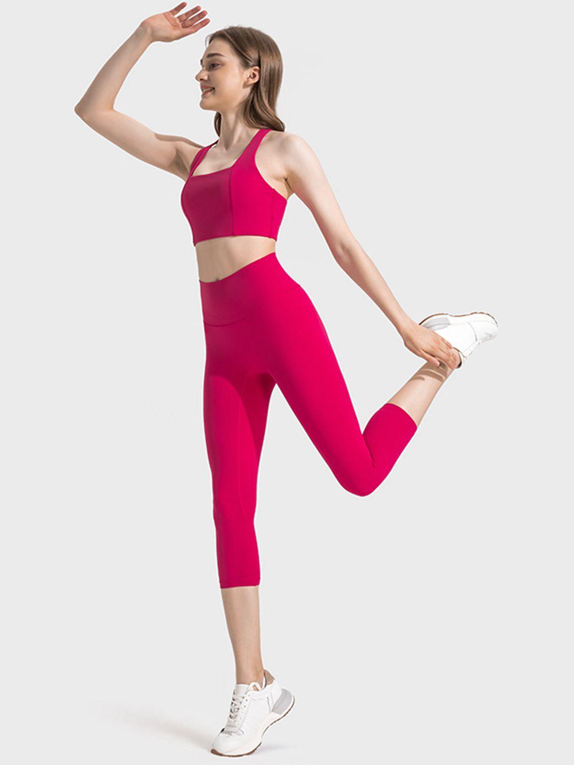 Scoop Neck Sports Bra - Znvia