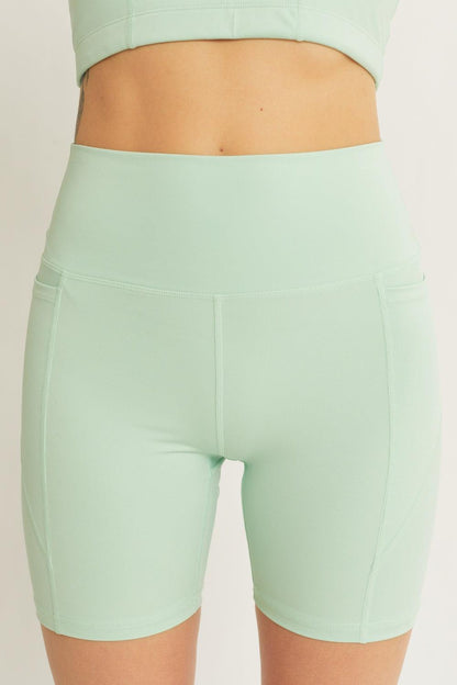 High Waist Seam Detail Active Shorts – Stylish, Supportive, and Ultra-Comfortable - Znvia