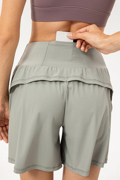 Pocketed Elastic Waist Active Shorts – Performance, Comfort & Style in One! - Znvia
