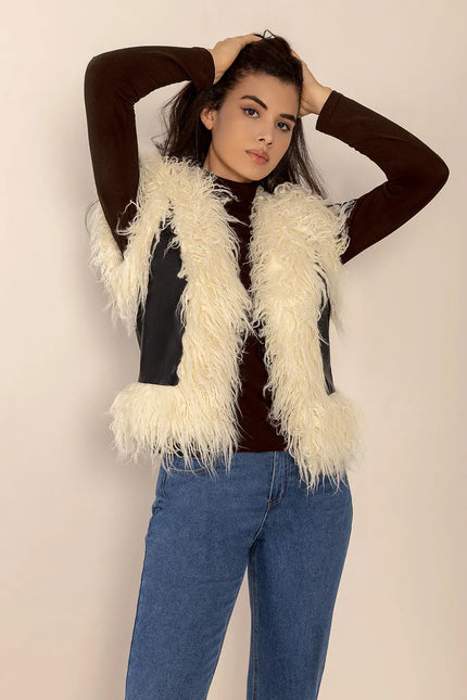 49a06eaa-109e-491d-93af-30bc35dd1a1c-Max