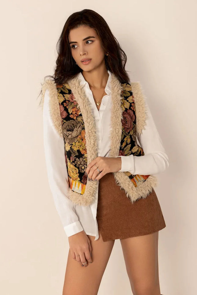 686baebf-4e7e-4f3d-9b84-1c80b481c1c2-Max