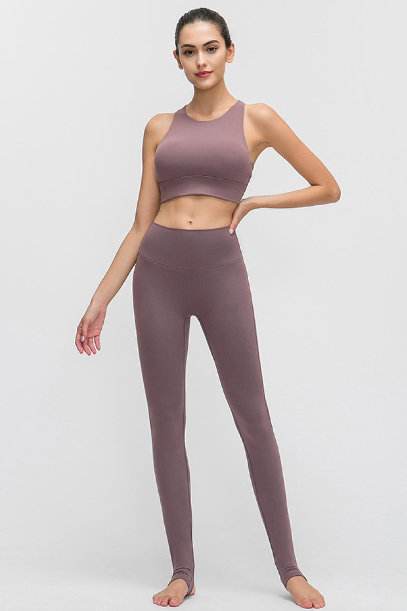 Halter Keyhole Sports Bra – Stylish, Supportive & Ultra-Comfortable - Znvia
