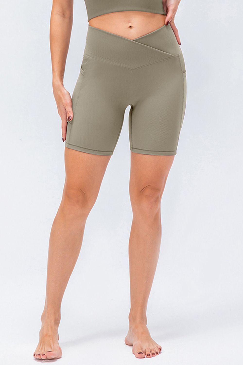 Waistband Sports Shorts – The Ultimate Blend of Comfort, Flexibility & Style - Znvia