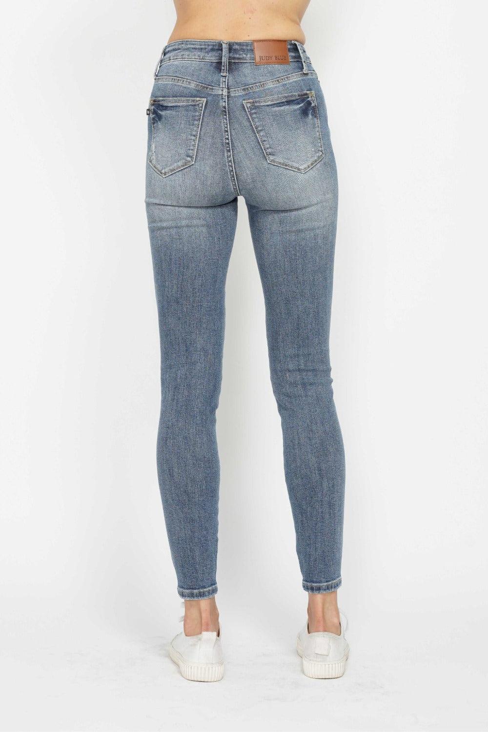 Full Size Tummy Control Contrast Wash Skinny Jeans – Sculpt, Shape, and Shine! - Znvia