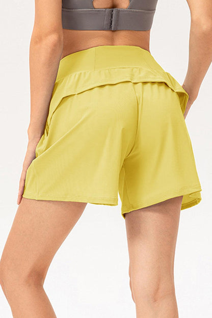 Pocketed Elastic Waist Active Shorts – Performance, Comfort & Style in One! - Znvia